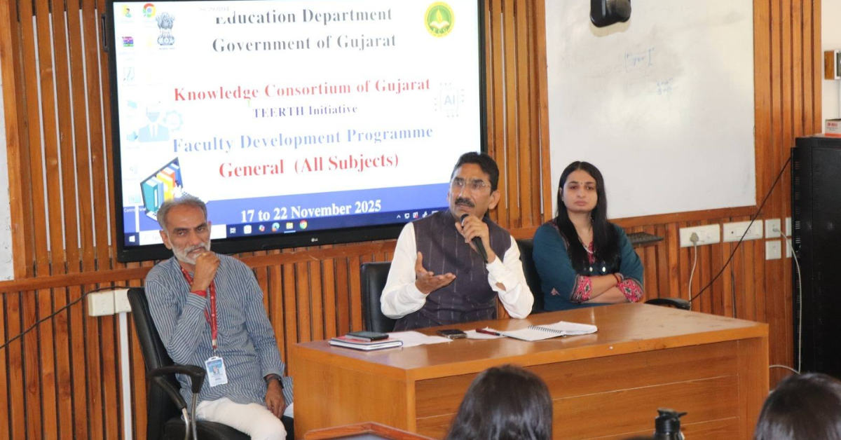 Aerial view of crowd